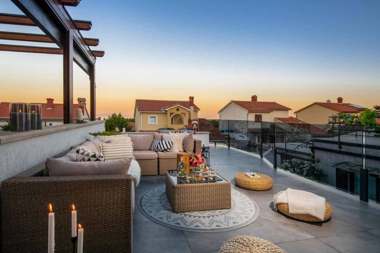 Sea View Modern Spacious Lounge House Premantura Exterior foto